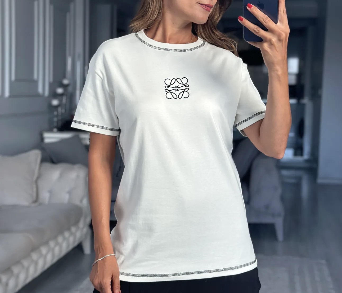 تیشرت سفید لووه LOEWE